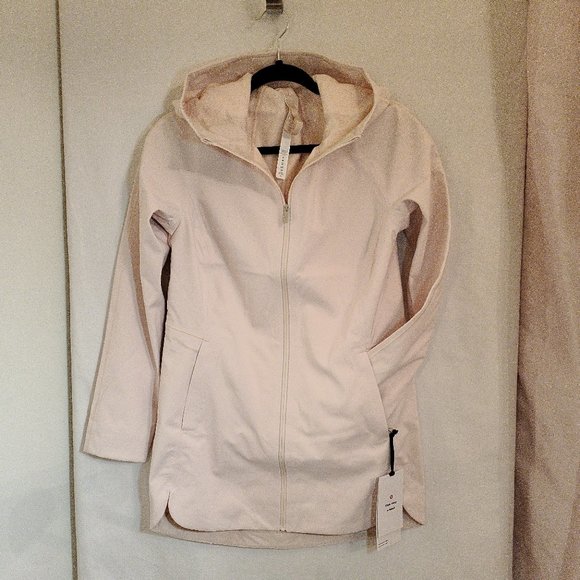 Size 4 Glyde Along Softshell Lululemon - Picture 2 of 13